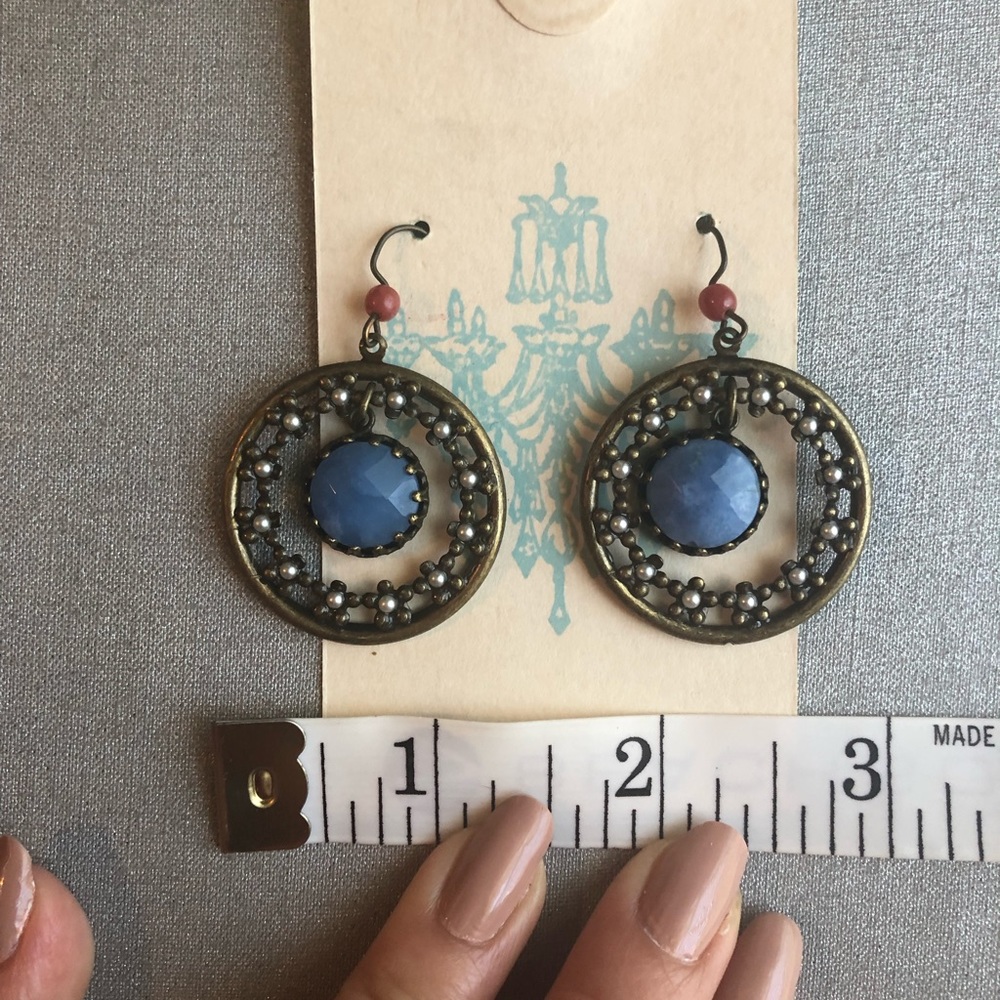 Sweet Romance Blue Stone Earrings - NWOT - Picture 4 of 7